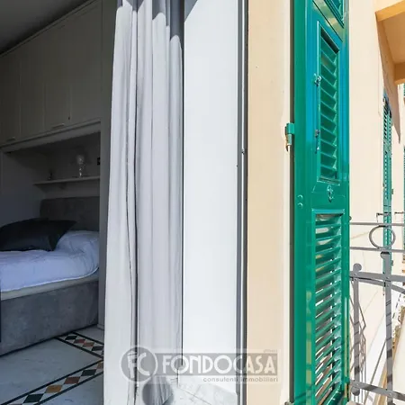 Daire Nuovo Con Posto Auto A 50 Mt Dal Mare Alassio